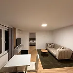 Jezero Gostinjska kuća *