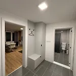 Jezero Gostinjska kuća